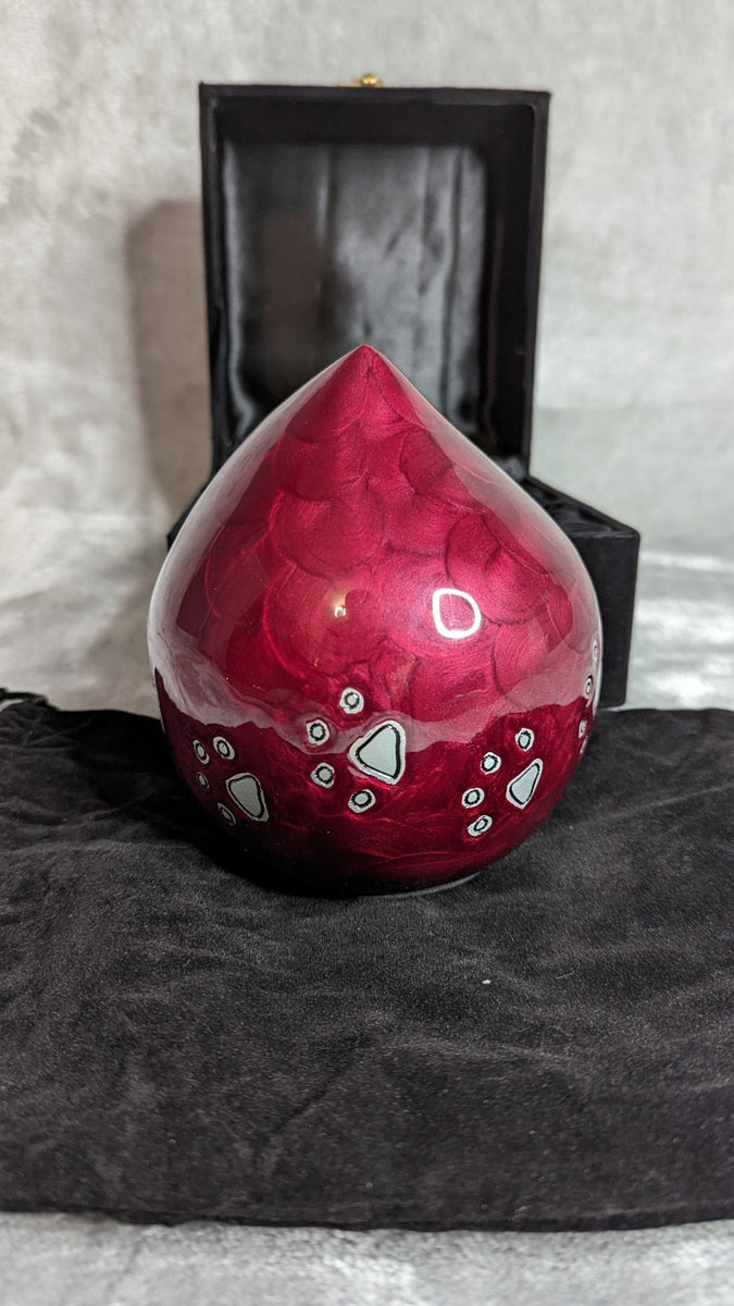 Teardrop 2024 pet urn